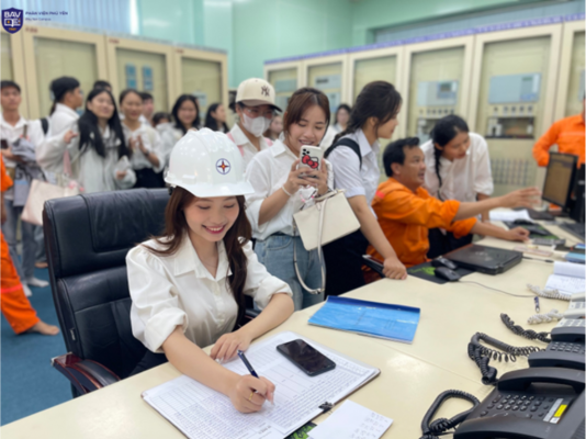 Từ giảng đường đến doanh nghiệp: Sinh viên Kế toán Học viện Ngân hàng Phú Yên thực hành nghề nghiệp tại các công ty dịch vụ kế toán khu vực Đông Đắk Lắk