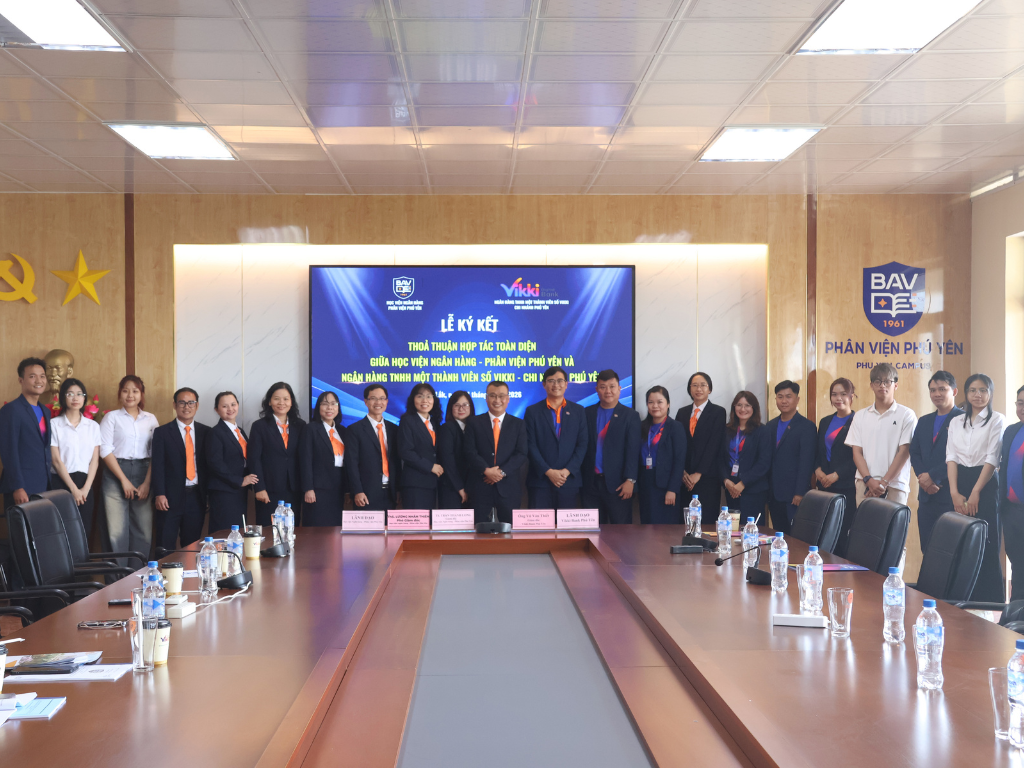 Lễ ký kết thỏa thuận hợp tác giữa Học viện Ngân hàng – Phân viện Phú Yên và Vikki Bank Phú Yên giai đoạn 2026 – 2030